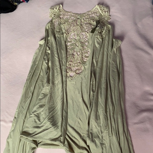 Open sleeveless crochet lace cardigan - Picture 1 of 2